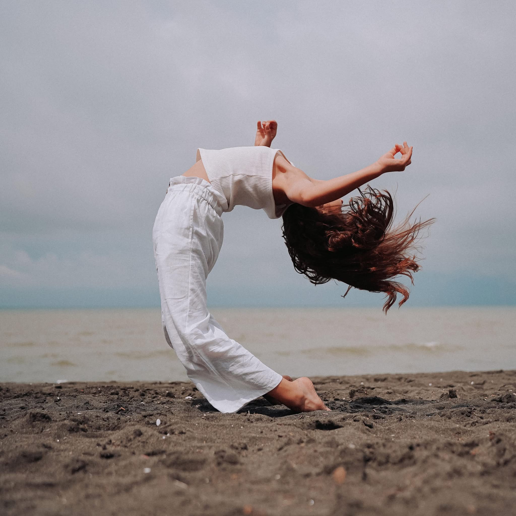 Sarik Motion dance moment 5